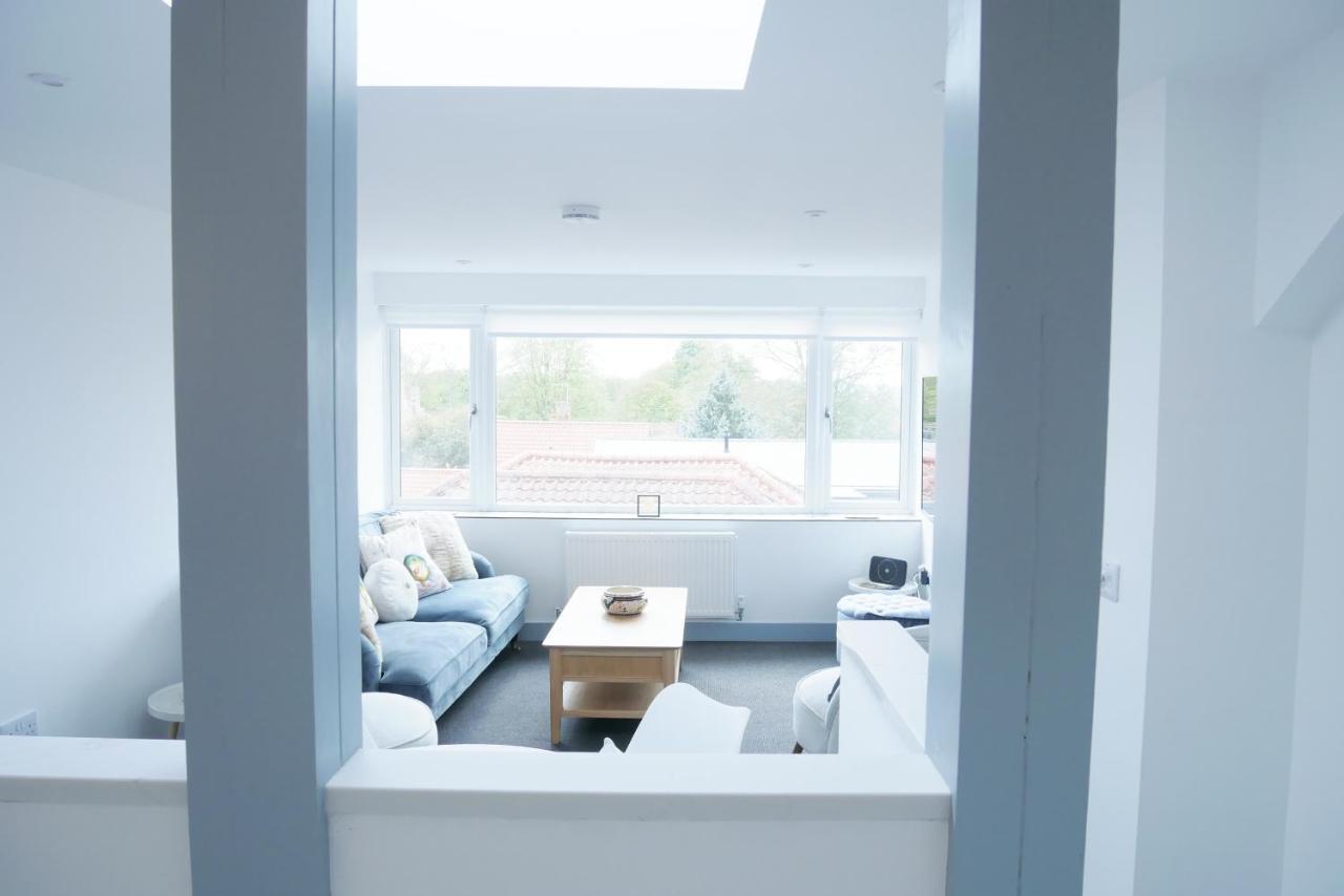 Sunset View, 2 Bedrooms In The Heart Of Holt With Parking Экстерьер фото